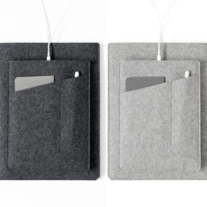 Made in the USA Felt Pad Sleeve with Pockets Grey Felt for 9.7, 10.2/10.5, 10.9/11, 12.9 iPad Air/Pro image 4