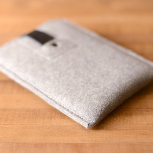 Kindle Sleeve Grey Felt and Black Leather for Kindle Oasis, Kindle Paperwhite, Kindle Voyage & Kindle 8, Made in the USA image 3