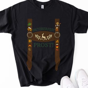Koszulka męska z motywem Oktoberfest, zabawny t-shirt z motywem skórzanych spodni, koszulka do picia piwa Prost, koszulka z motywem niemieckiego festiwalu, prezent na imprezę Oktoberfest zdjęcie 1