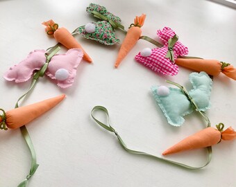 Easter Bunny garland Bunting, 4 bunnies and 5 carrots, Spring Garland Great for an Easter Egg Hunt