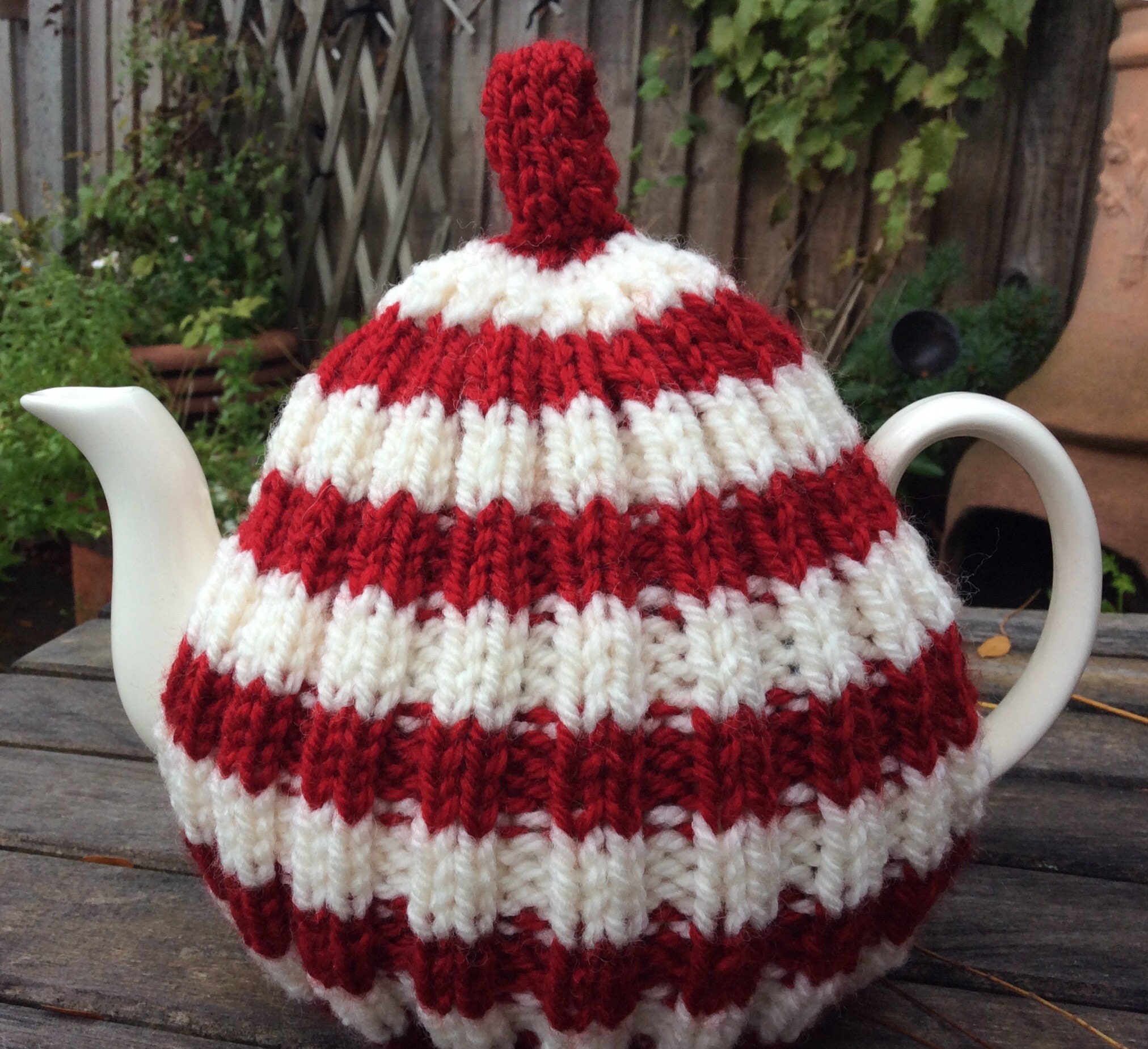 Traditional English Tea Cosy 46 cup pot red and cream Etsy