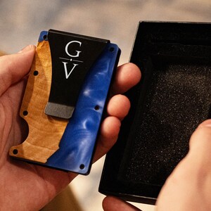 Regalo de Navidad único para hombres, clip de dinero de madera de resina, billetera con tarjetero, regalo para padrinos de boda, día del padre, billetera para hombres, hecha a mano para él, billetera