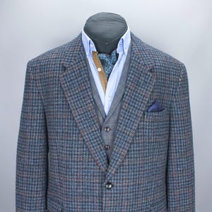 Vintage Harris Tweed Blue/Grey Houndstooth Blazer: Size 48*, Classic British Wool Sport Coat