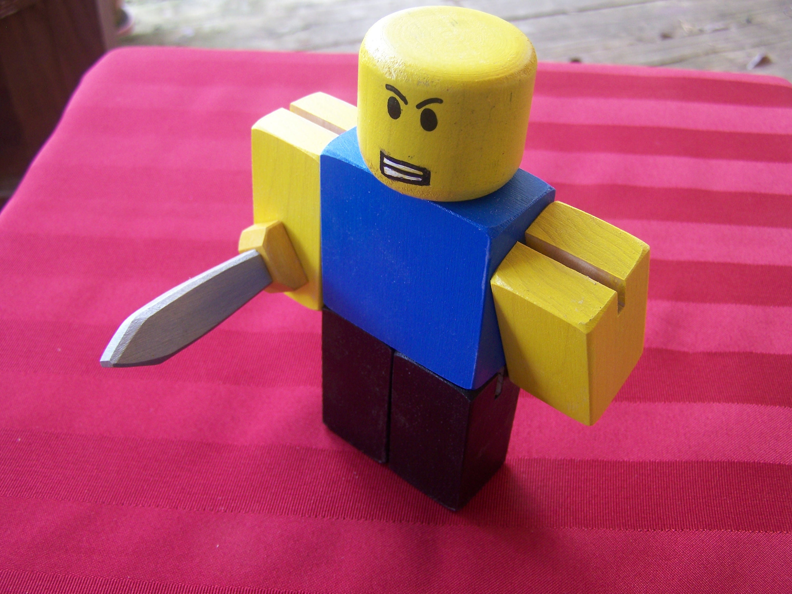 Custom lego noob minifigure : r/roblox