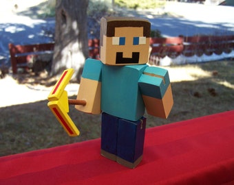 Steve with Gold PickAxe