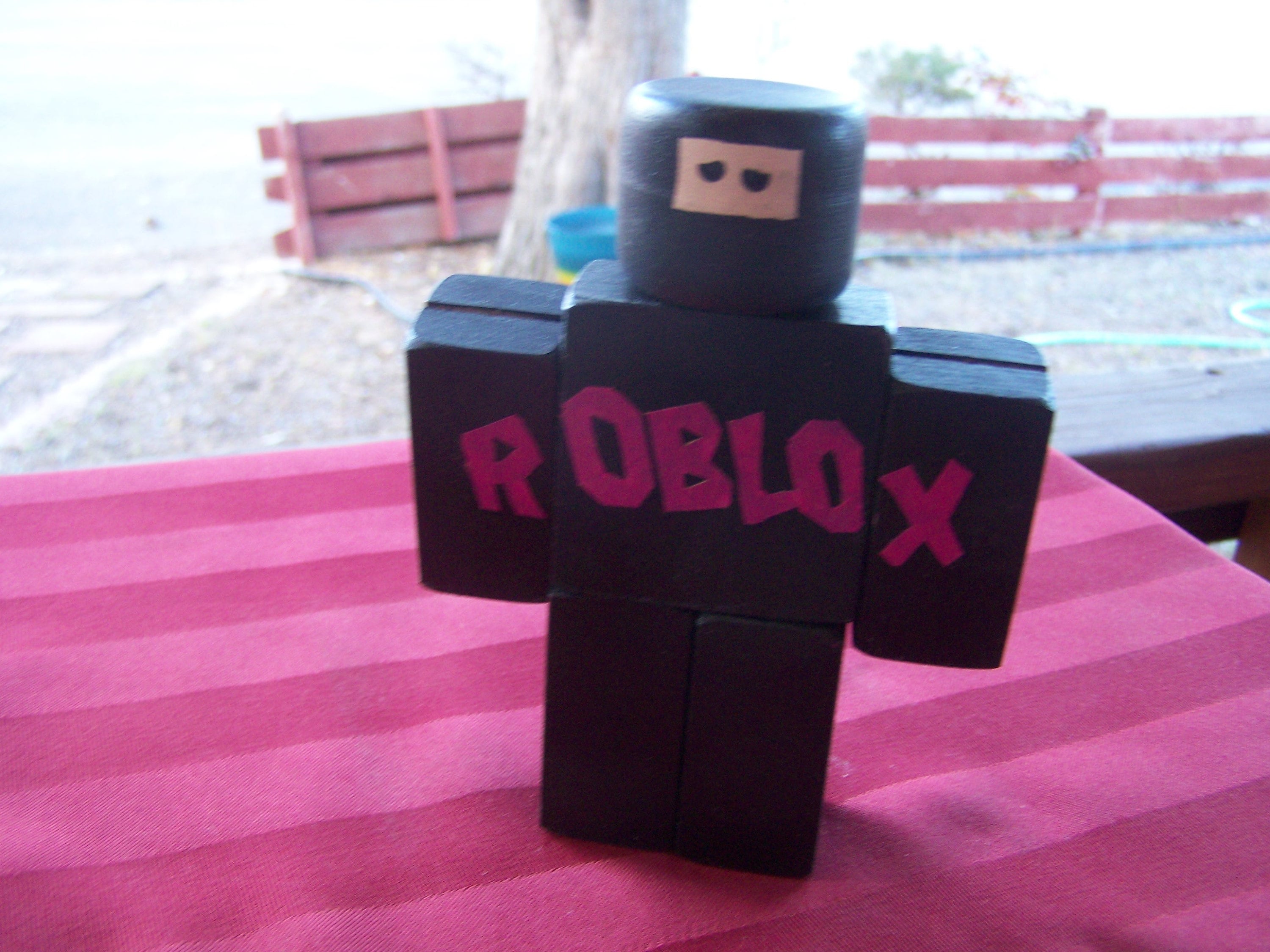 Roblox boy guest toy deals