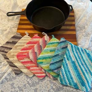 Crocheted Cotton Hot Pads: Double Thick Potholders with Hanging Loop