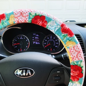 Floral Patchwork Steering Wheel Cover w/ Flannel Liner