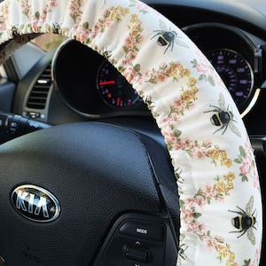 Vintage Floral Bees Steering Wheel Cover | Gift for Bee Keepers | Steer Wheel Cover for Women | Fully Lined w/ Grip Option