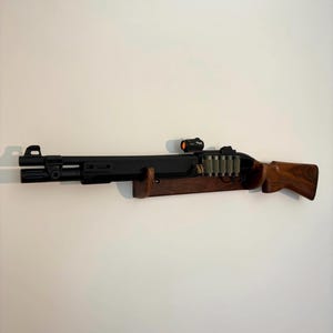Box Jointed Hardwood Hunting Shotgun/Rifle Stand - Wall Mount