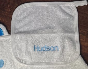 Personalized Baby Washcloth: Custom Embroidered Gift for Newborns and Toddlers