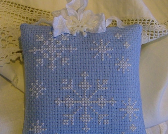 Cross Stitch snowflake cushion