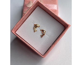 Aretes de oro de 14 quilates / Aretes de delfín / Joyas delicadas de inspiración playera