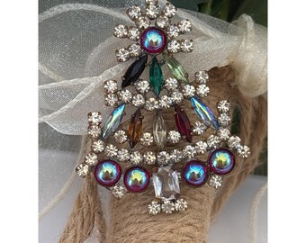 Broche vintage de árbol de Navidad de Husar D. David / Firmado