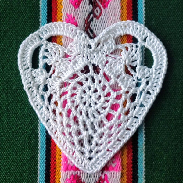 Lace Heart Crochet Motif - Pattern