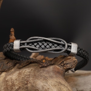 Rustic 925K Sterling Silver and Leather Bracelet: Stylish Handmade Bracelet for Men