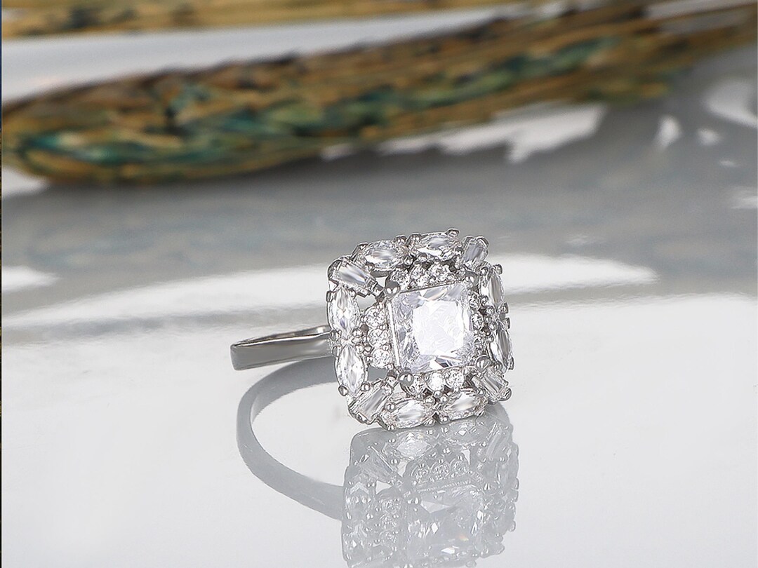 Anillos De Compromiso Cuadrados Gruesos Con Piedras De Colores Anillo De  Compromiso De Corte Redondo Con Halo Cuadrado, Anillo De