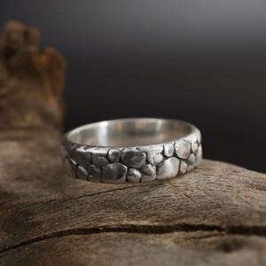 Rustic Sterling Silver Band Ring: Textured Rock Pattern Wedding Band
