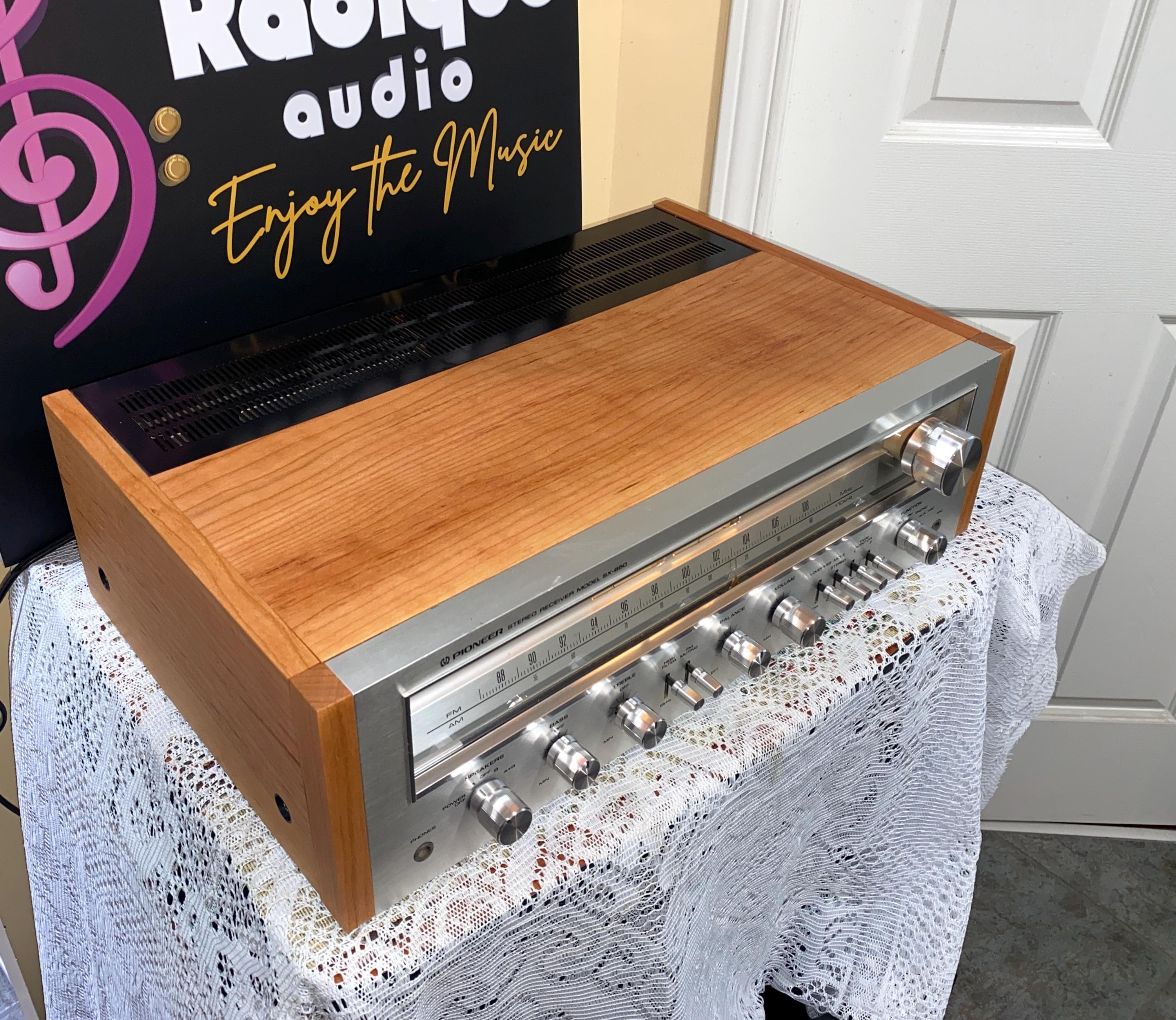 Pioneer SX-750 Receiver, Vintage, 50 WPC, Serviced, Custom Cherry