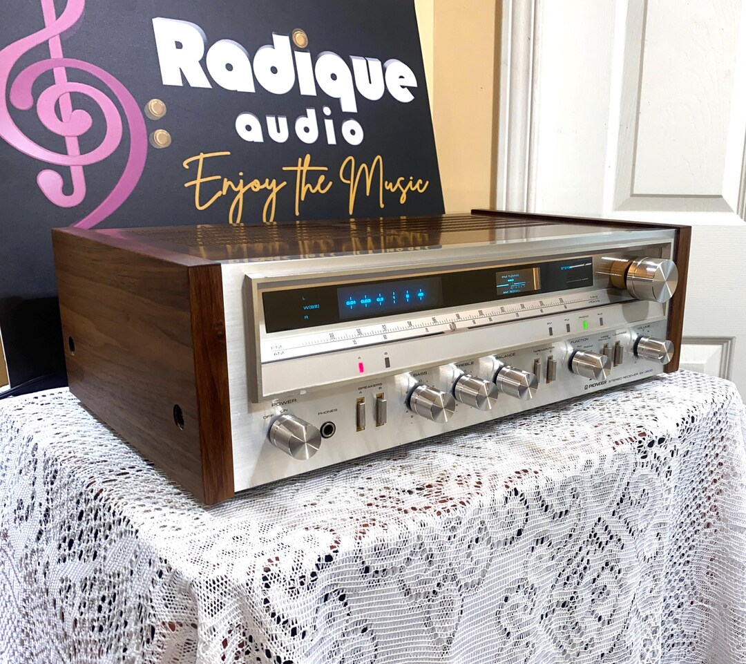 Vintage Pioneer SX-3600 Receiver – 30WPC, Fluoroscan Display