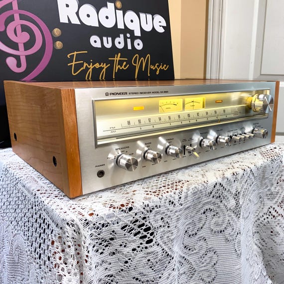 Pioneer SX-650 Receiver, Vintage, 35 WPC, Serviced, Custom Cherry