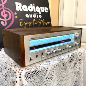 Technics SA-202 Receiver | Vintage Japanese Stereo | 30 Watts | Serviced Silver Face Walnut | Radique Audio