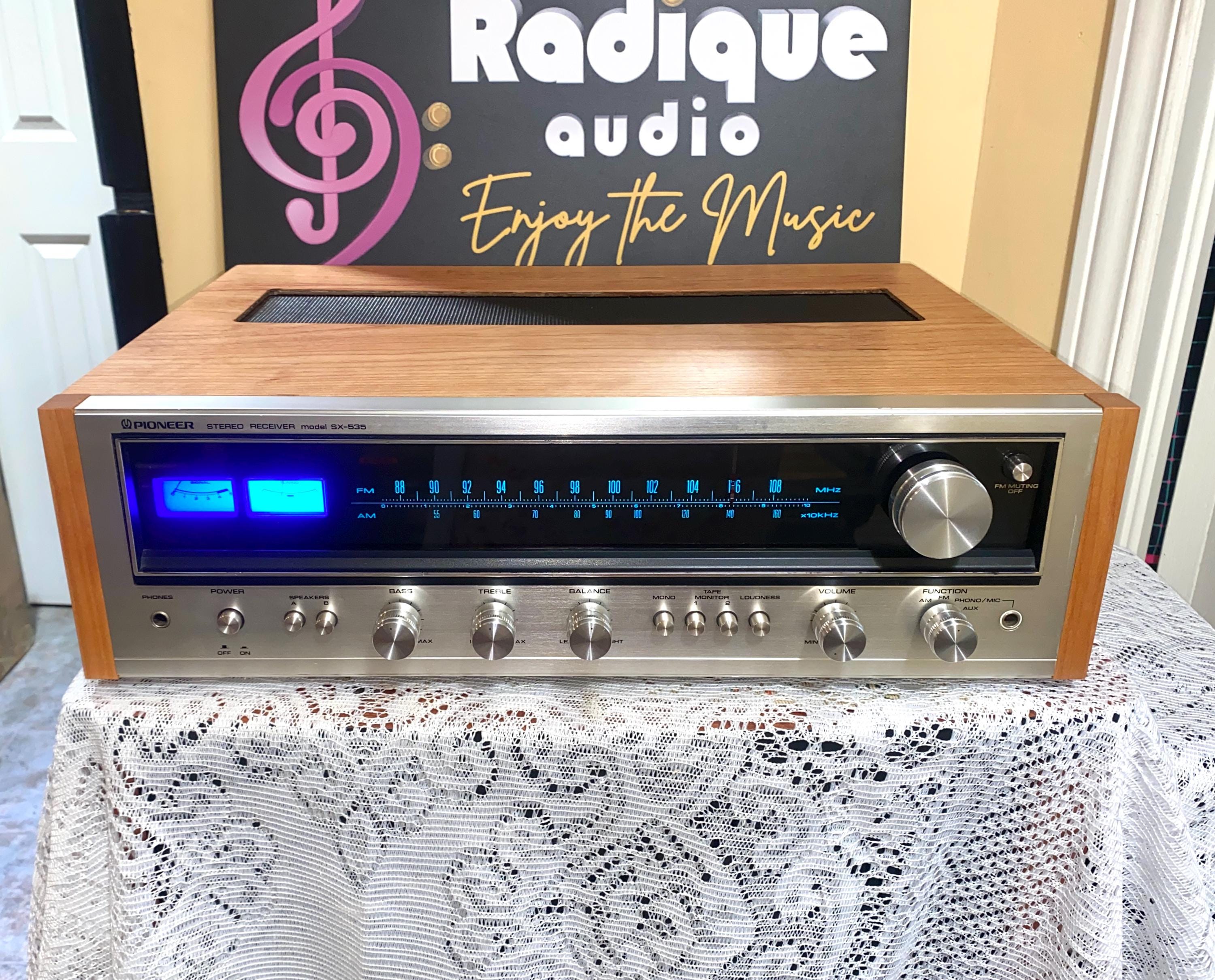 Pioneer SX-535 Receiver, Vintage, Serviced, Custom Cherry Cabinet