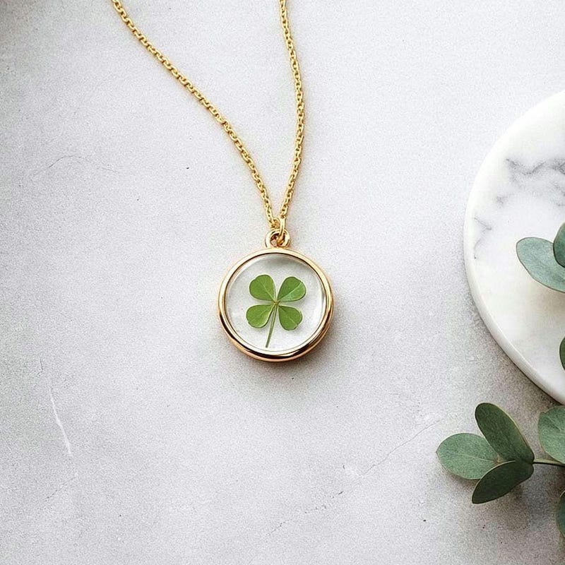 Four Leaf Clover Necklace - Etsy