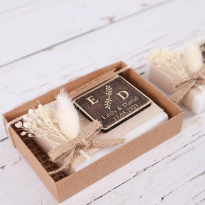 Handmade Wedding Scented Soap Favors, Wedding Favors for Guests, Personalized Bridal Shower Soaps, Baby Shower and Baptism Soaps