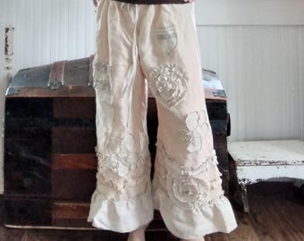 Clementine Linnebloomers | Boho Prairie Ruffled Pants | The Wild Hallon