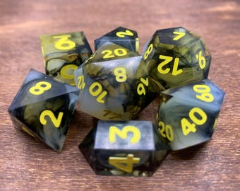 Disclaimer: DISCOUNT DICE, Deformations in Pics, Voltaic Jolt Dice Set, Barrel D4