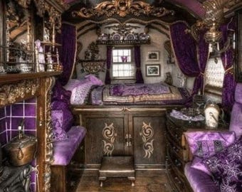 Gypsy Sanctum Perfume - Bouquet of Violets, Polished Wood, Leather Bound Books, Melting Wax