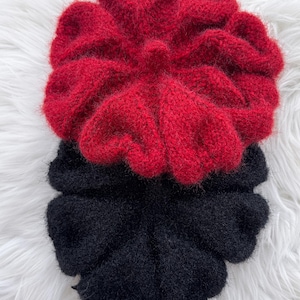 Red Angora Knit Beret: Handmade Heart Pattern Winter Hat