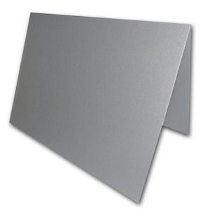 Cartões de lugar PESADOS em branco prateado metálico cintilante Cartões de barraca dobrados - Ótimo para cartões de mesa - pacote com 50