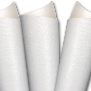 Estoque de cartão de desconto branco para bolo de casamento perolado texturizado em tela