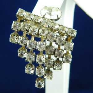 Brooch/ Pin Vintage Rhinestone Dangle