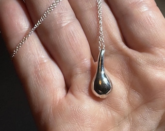 Solid Tear of Christ with prayer “Jesus Wept” “John 11:35” Pendant .78" Sterling Silver (.925)