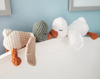 sleepy duck | crochet duckling | mallard duck | crochet plushie | stuffed duck | baby shower gift | baby nursery