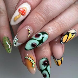 Handmade Artistic Mushroom & Insects Press On Nails, Spring Nail, 3D Nail Art, 3D Gel Fairycore Fake Nails, Dreamy Nails for Party, Holiday