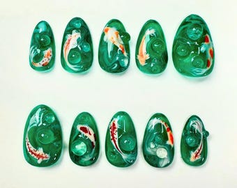Elegant Emerald Green Press On Nails, Stunning 3D Water Nail Art Adorned with 3D Koi Fish for a Stunning Look, Japanese Koi Nails, Gift.