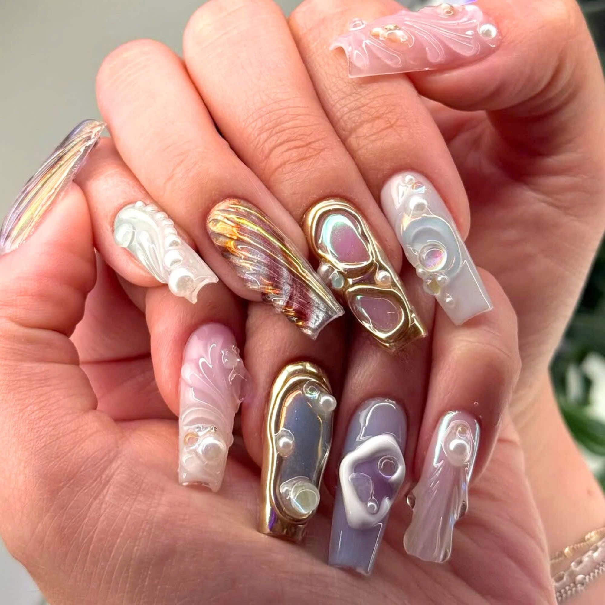 Handmade Pearl Chrome Press on Nails – 3D Gold Frame 