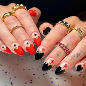 press on nails, gel nails, handmade nails, glue on nails, wedding nails, short nails, custom nails, fake nails, pink nails, hand painted nails, handmade press ons, press ons, valentines nails, Valentine Nail Set, bunny press on nails, kawaii nail art