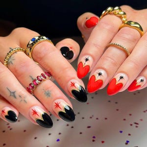 press on nails, gel nails, handmade nails, glue on nails, wedding nails, short nails, custom nails, fake nails, pink nails, hand painted nails, handmade press ons, press ons, valentines nails, Valentine Nail Set, bunny press on nails, kawaii nail art