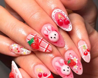 かわいいウサギ、3Dチャーム付きイチゴプレスオンネイル、バレンタイン