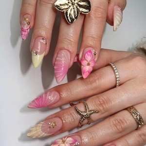 Handmade Pink 3D Press On Nails, Summer Beach Nails with Shell & Flower Design, Long Luxury Nails for Vacation or Wedding Look, Spring Nails