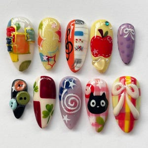 Uñas postizas de animales pintadas a mano, coloridas, divertidas, de dibujos animados, kawaii, únicas y acrílicas personalizadas.