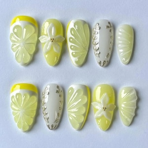 Trendy Fruit Press On Nails, Colorful Nails, Lemon Yellow Almond Nail Set For Summer, Cute Nails, Unique Nails, Custom Fake Acrylic Nails.