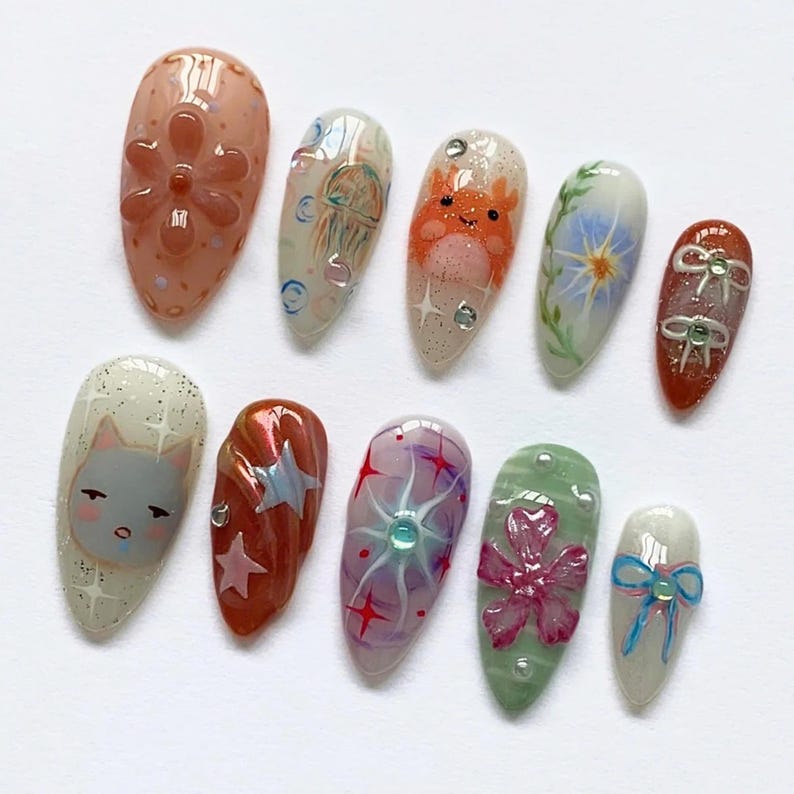Smiski Nails, Colorful Nails, Handmade Nails, Press on nails, Cartoon Nails, Kawaii Nails, Unique Nails, Custom Nails, Cute Nails, Artistic Nails, Studio Ghibli Nails, Tororo Nails, Anime Nails, False Nails,  Japanese Nails