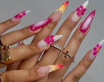 Elegante bloemen aandruknagels, handgemaakte 3D-nagelset met roze bloemen - perfect voor speciale gelegenheden, roze nagels, aangepaste nepacrylnagels.