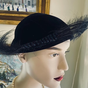 Vintage Velvet Cloche Hat